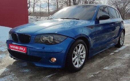 BMW 1 серия, 2005 год, 800 000 рублей, 3 фотография