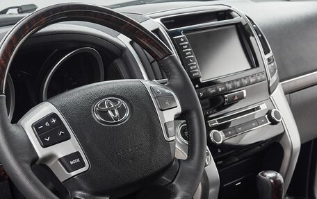 Toyota Land Cruiser 200, 2013 год, 4 788 000 рублей, 10 фотография