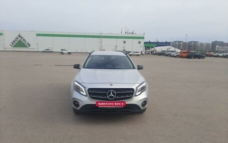 Mercedes-Benz GLA, 2019 год, 2 500 000 рублей, 2 фотография