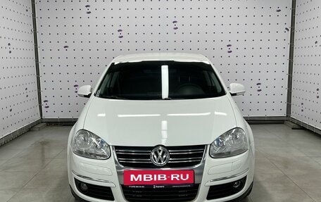 Volkswagen Jetta VI, 2010 год, 860 000 рублей, 4 фотография
