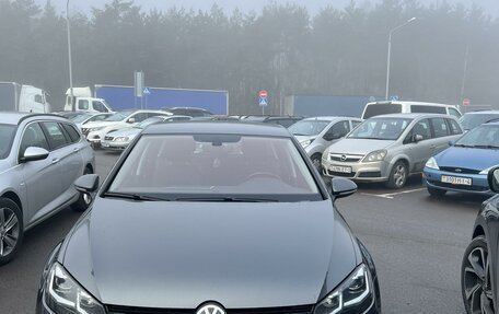 Volkswagen Golf VII, 2019 год, 3 000 000 рублей, 2 фотография