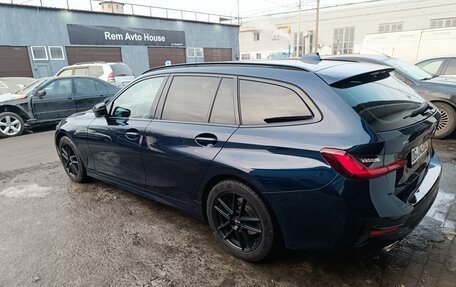 BMW 3 серия, 2019 год, 2 820 000 рублей, 3 фотография