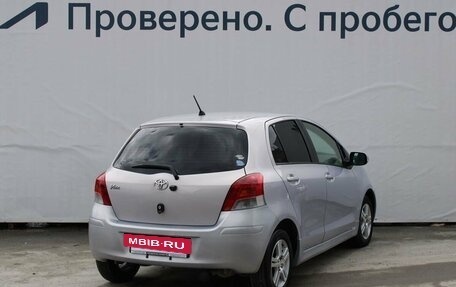 Toyota Vitz, 2010 год, 737 000 рублей, 2 фотография