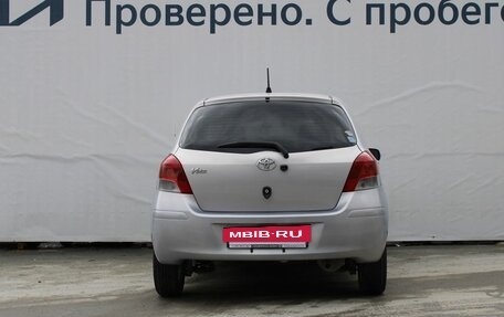 Toyota Vitz, 2010 год, 737 000 рублей, 5 фотография