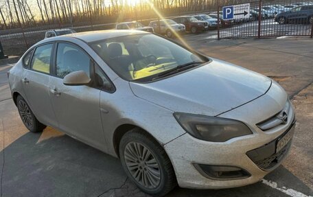 Opel Astra J, 2013 год, 699 000 рублей, 2 фотография