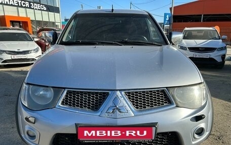 Mitsubishi L200 IV рестайлинг, 2012 год, 1 349 000 рублей, 3 фотография