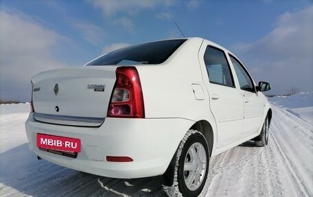 Renault Logan I, 2013 год, 675 000 рублей, 2 фотография