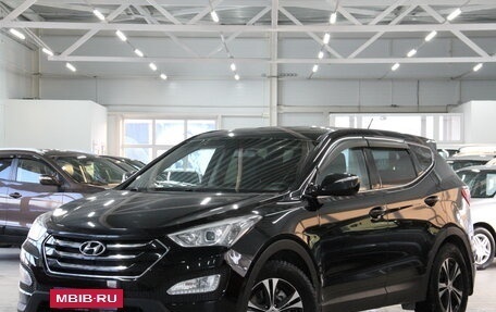 Hyundai Santa Fe III рестайлинг, 2013 год, 1 999 000 рублей, 2 фотография
