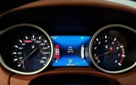 Maserati Quattroporte VI, 2020 год, 4 850 000 рублей, 5 фотография