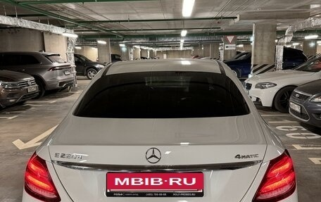 Mercedes-Benz E-Класс, 2020 год, 4 200 000 рублей, 4 фотография