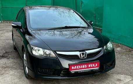 Honda Civic VIII, 2009 год, 910 000 рублей, 2 фотография