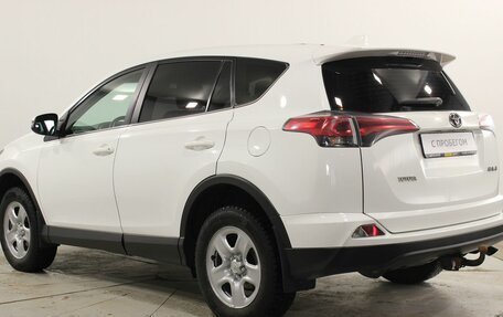 Toyota RAV4, 2018 год, 2 380 000 рублей, 3 фотография