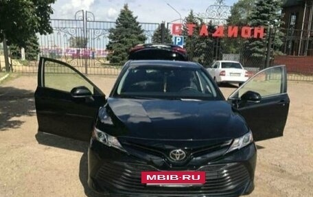 Toyota Camry, 2017 год, 2 880 000 рублей, 3 фотография
