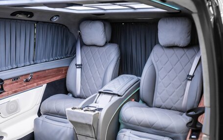 Mercedes-Benz V-Класс, 2023 год, 21 490 000 рублей, 2 фотография