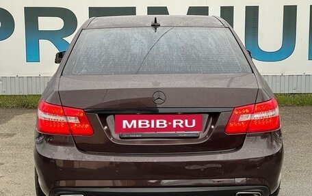 Mercedes-Benz E-Класс, 2012 год, 1 690 000 рублей, 7 фотография