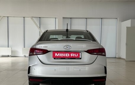Hyundai Solaris II рестайлинг, 2021 год, 1 820 000 рублей, 6 фотография