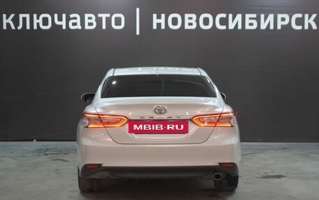 Toyota Camry, 2019 год, 3 220 999 рублей, 6 фотография