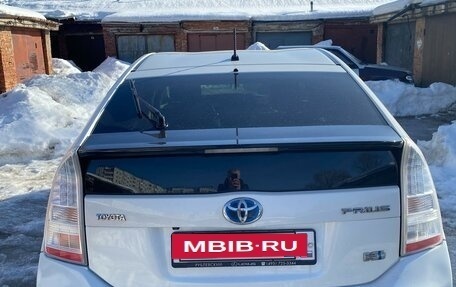 Toyota Prius, 2010 год, 1 100 000 рублей, 3 фотография