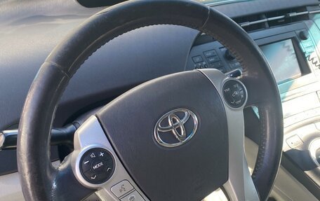 Toyota Prius, 2010 год, 1 100 000 рублей, 4 фотография