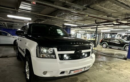 Chevrolet Tahoe III, 2012 год, 2 990 000 рублей, 3 фотография