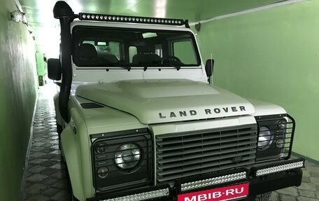 Land Rover Defender I, 2008 год, 2 500 000 рублей, 2 фотография