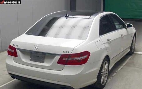 Mercedes-Benz E-Класс, 2012 год, 1 390 000 рублей, 4 фотография