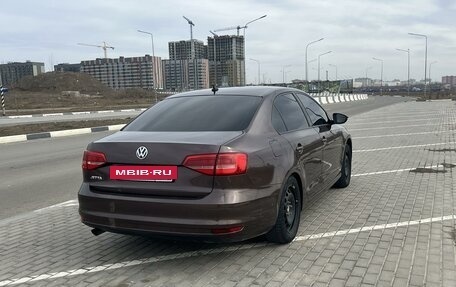 Volkswagen Jetta VI, 2015 год, 1 400 000 рублей, 6 фотография