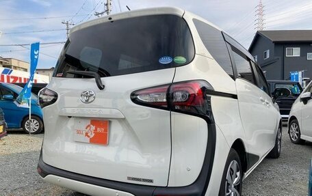 Toyota Sienta II, 2019 год, 1 000 000 рублей, 3 фотография