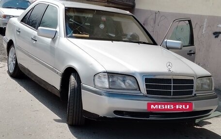 Mercedes-Benz C-Класс, 1997 год, 460 000 рублей, 2 фотография