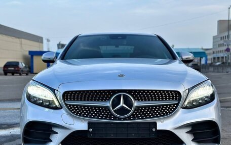 Mercedes-Benz C-Класс, 2019 год, 3 650 000 рублей, 2 фотография