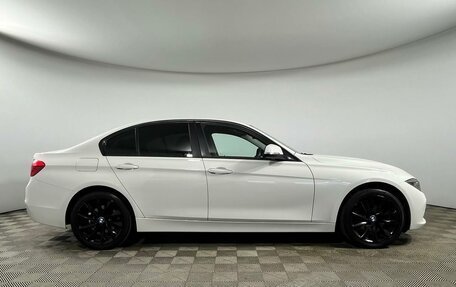 BMW 3 серия, 2017 год, 1 929 000 рублей, 4 фотография