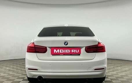 BMW 3 серия, 2017 год, 1 929 000 рублей, 5 фотография