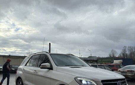 Mercedes-Benz M-Класс, 2013 год, 3 200 000 рублей, 4 фотография