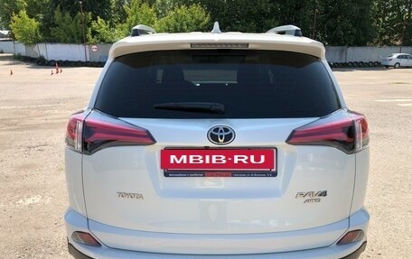 Toyota RAV4, 2017 год, 3 500 000 рублей, 6 фотография