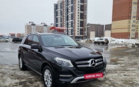 Mercedes-Benz GLE, 2015 год, 4 000 000 рублей, 2 фотография