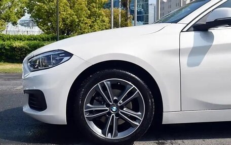 BMW 1 серия, 2020 год, 1 940 000 рублей, 3 фотография