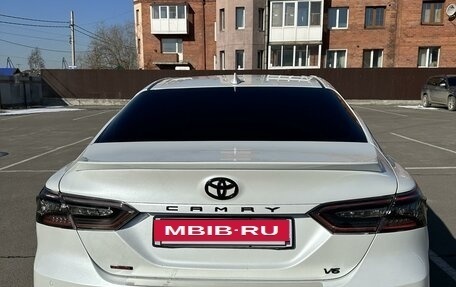 Toyota Camry, 2019 год, 3 550 000 рублей, 6 фотография