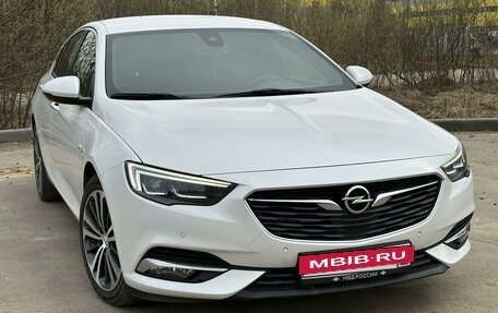 Opel Insignia II рестайлинг, 2018 год, 2 350 000 рублей, 2 фотография