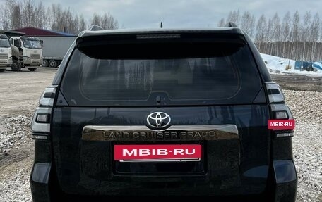 Toyota Land Cruiser Prado 150 рестайлинг 2, 2021 год, 6 480 000 рублей, 2 фотография