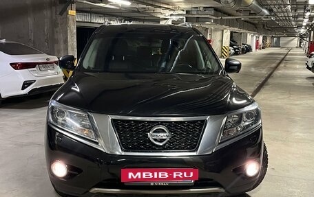 Nissan Pathfinder, 2015 год, 1 950 000 рублей, 2 фотография