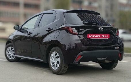 Toyota Yaris, 2020 год, 1 485 000 рублей, 2 фотография