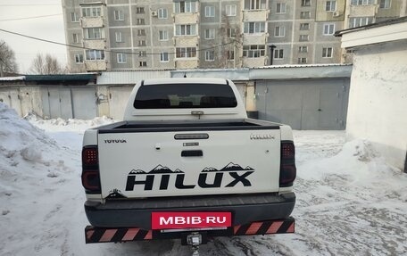 Toyota Hilux VII, 2014 год, 2 400 000 рублей, 2 фотография