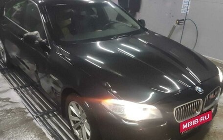 BMW 5 серия, 2013 год, 1 350 000 рублей, 3 фотография