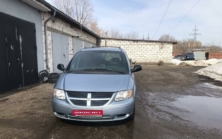 Dodge Caravan IV, 2004 год, 680 000 рублей, 3 фотография