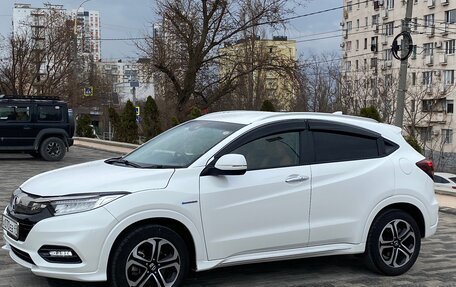 Honda Vezel, 2019 год, 2 300 000 рублей, 2 фотография