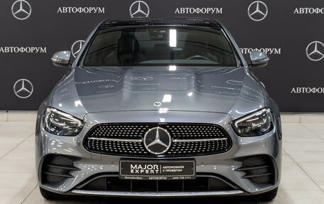 Mercedes-Benz E-Класс, 2022 год, 7 445 000 рублей, 2 фотография