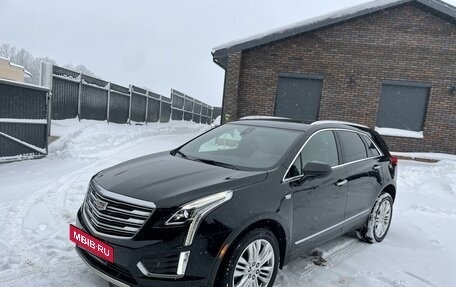 Cadillac XT5 I рестайлинг, 2019 год, 2 700 000 рублей, 2 фотография