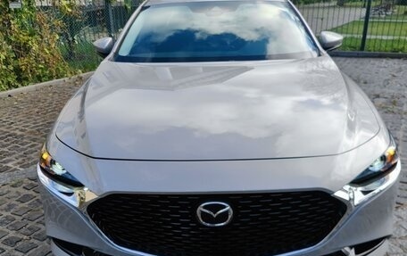 Mazda 3, 2023 год, 2 990 000 рублей, 2 фотография