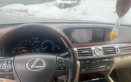 Lexus LS IV, 2012 год, 3 000 000 рублей, 3 фотография