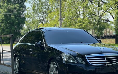 Mercedes-Benz E-Класс, 2012 год, 2 300 000 рублей, 2 фотография